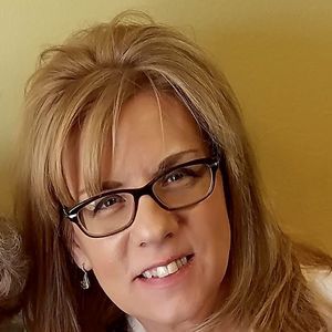 Meet your Posher, Cheryl